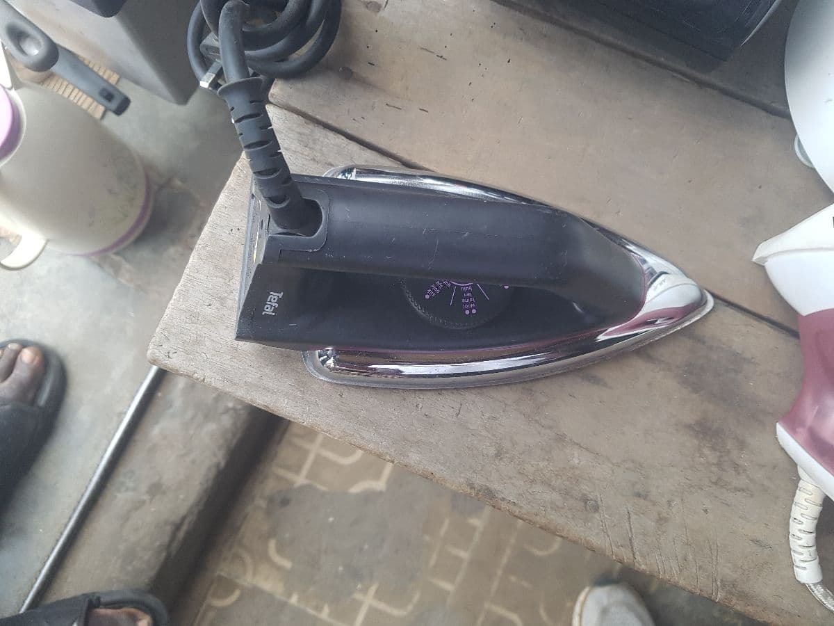 Tefal iron 