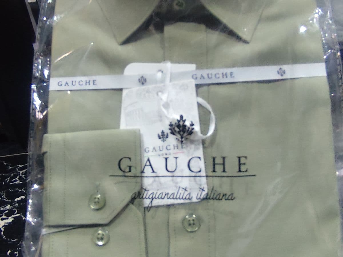 GAUCHE